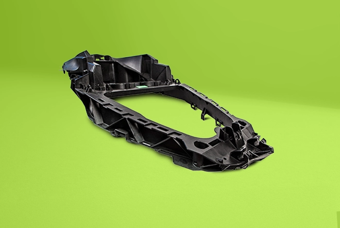 Injection-molded structural plastic frame – robust manufacturing by Plastic Age in Quebec
